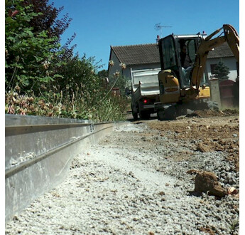 VOLIGE EQUERRE BORDURE ALU ROUTE HT 50MM X 45MM L2M30 + 5 CLOUS