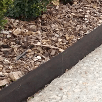 VOLIGE ALU MARRON HT 100MM X 3MM L2M30 + 3 PIEUX + 3 ECLISSES